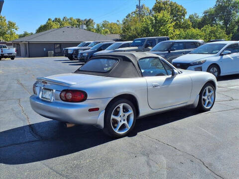 2003 Mazda MX-5 Miata LS