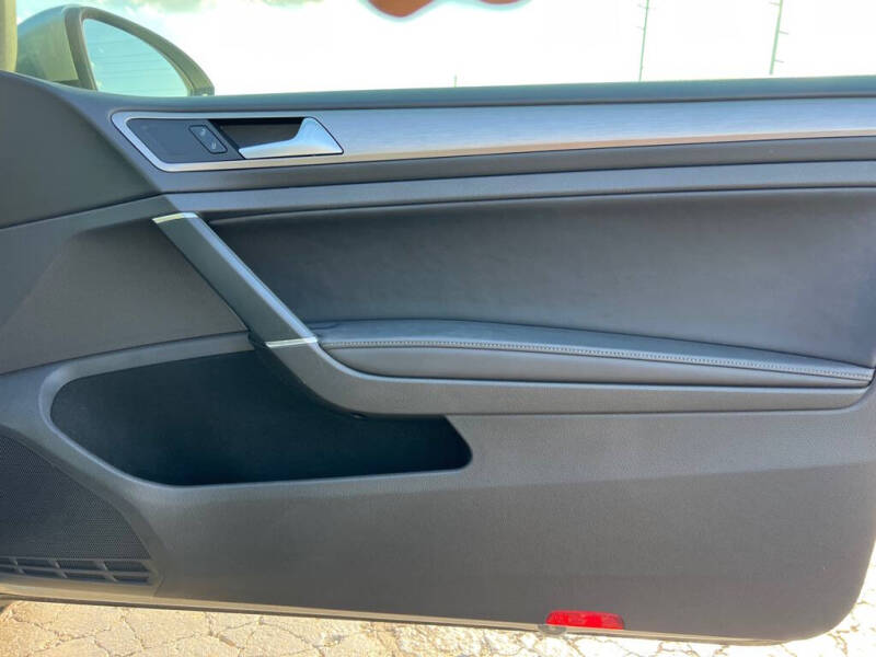 2015 Volkswagen Golf TSI S