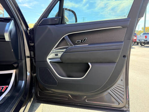 2023 Land Rover Range Rover P530 SE