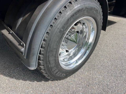 2020 Peterbilt 337