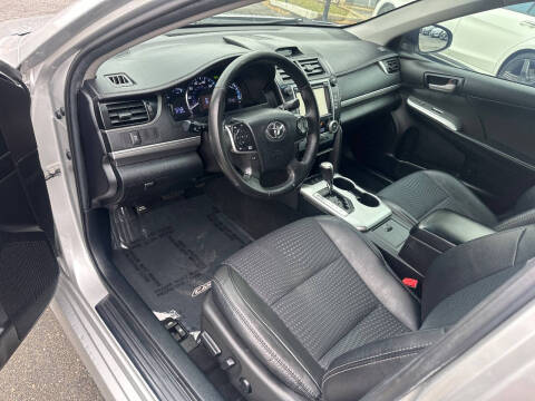 2014 Toyota Camry Hybrid XLE