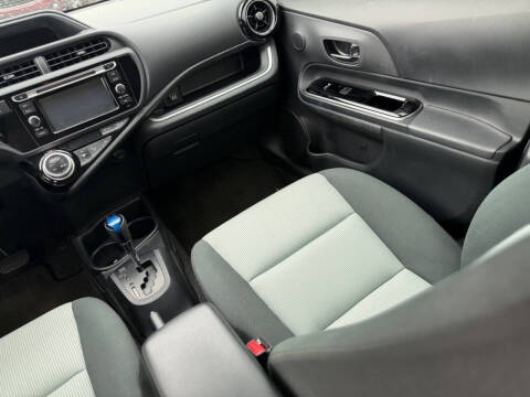 2015 Toyota Prius c Two