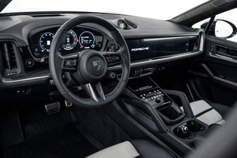 2026 Porsche Cayenne Turbo E-Hybrid Coupe