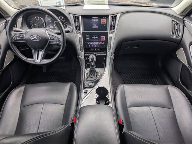 2022 Infiniti Q50 Luxe