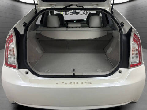 2012 Toyota Prius Three