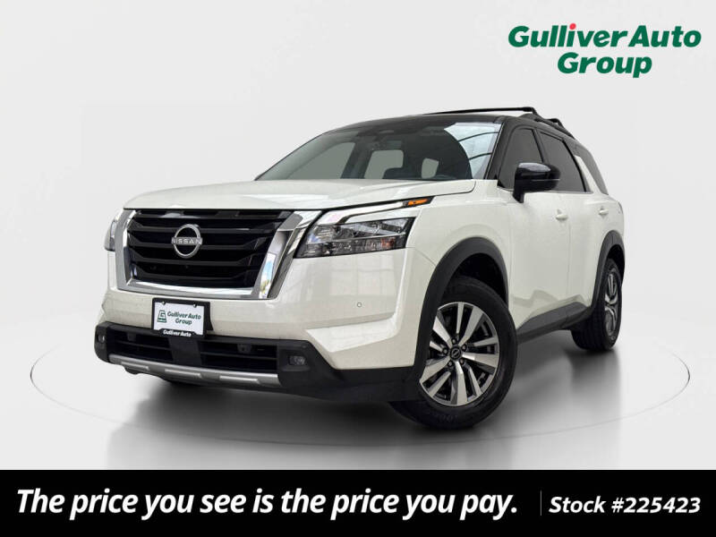 2023 Nissan Pathfinder SL