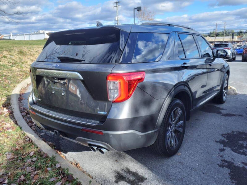 2020 Ford Explorer Platinum