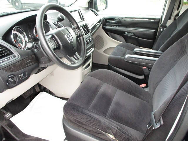 2014 RAM C/V