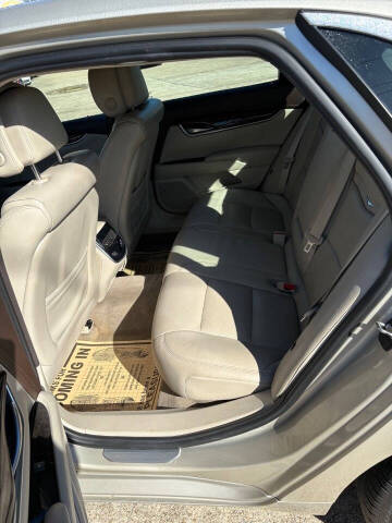 2013 Cadillac XTS Luxury Collection