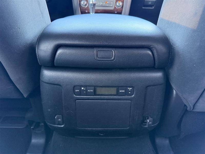 2019 Nissan Armada SV