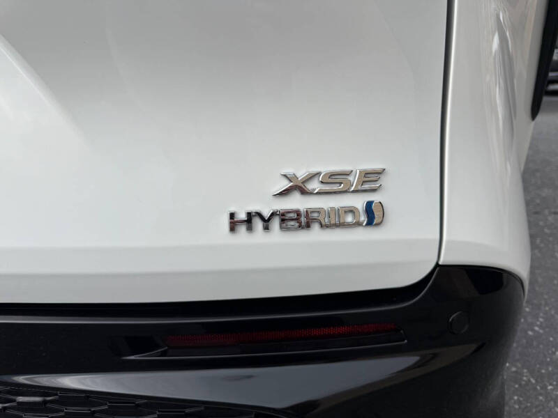 2024 Toyota Sienna XSE 7-Passenger