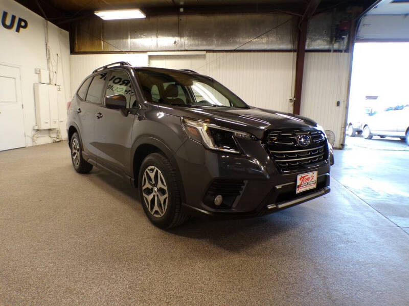 2022 Subaru Forester Premium