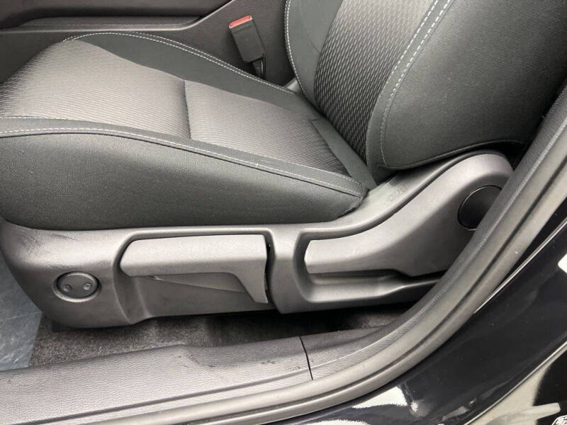 2025 Mitsubishi Outlander ES