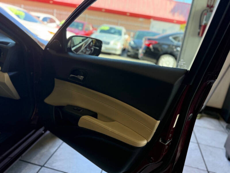 2016 Acura ILX w/Premium