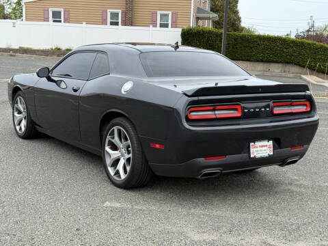 2016 Dodge Challenger SXT
