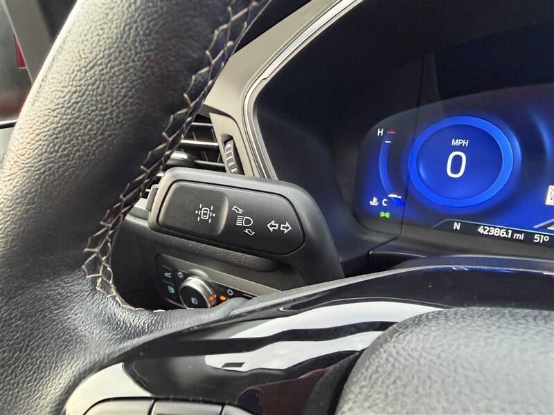 2021 Ford Escape Hybrid Titanium