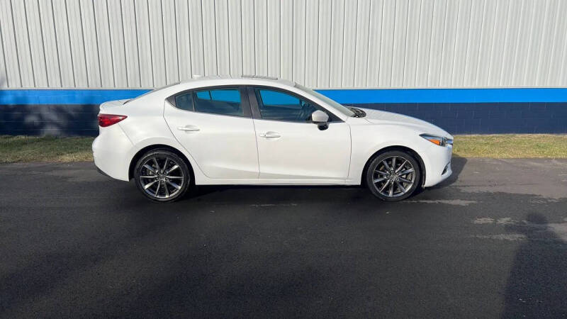 2018 Mazda MAZDA3 Touring