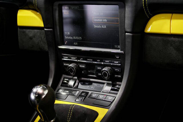 2016 Porsche Cayman GT4