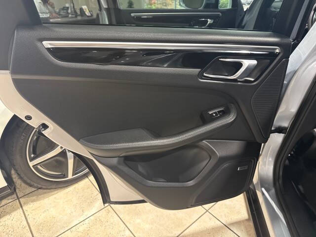 2018 Porsche Macan S