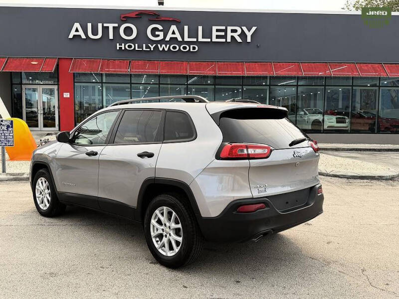 2016 Jeep Cherokee