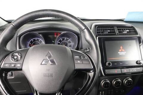 2023 Mitsubishi Outlander Sport SE