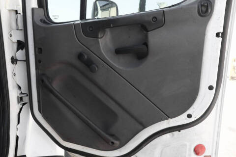 2016 Freightliner 114 SD