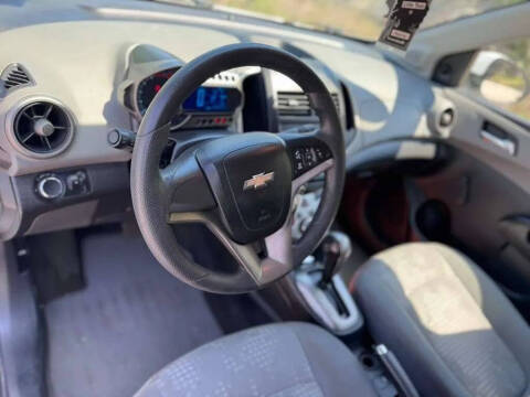 2014 Chevrolet Sonic LS Auto