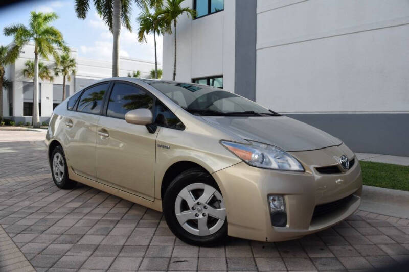 2010 Toyota Prius III