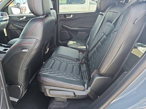 2024 Ford Escape ST-Line Elite