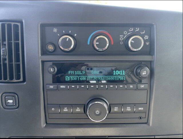 2025 GMC Savana 2500