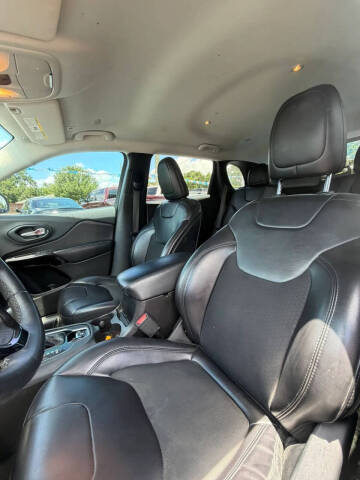 2019 Jeep Cherokee Altitude