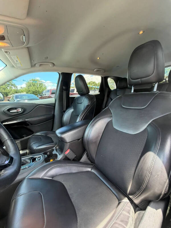 2019 Jeep Cherokee Altitude