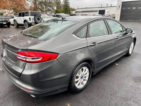 2017 Ford Fusion S