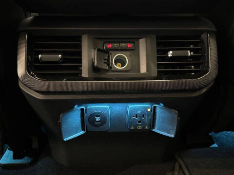 2024 Ford F-150 Lightning Platinum