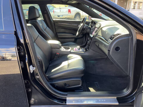 2017 Chrysler 300 S Alloy Edition