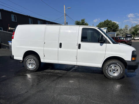 2020 Chevrolet Express 2500