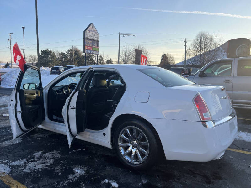 2011 Chrysler 300 Limited