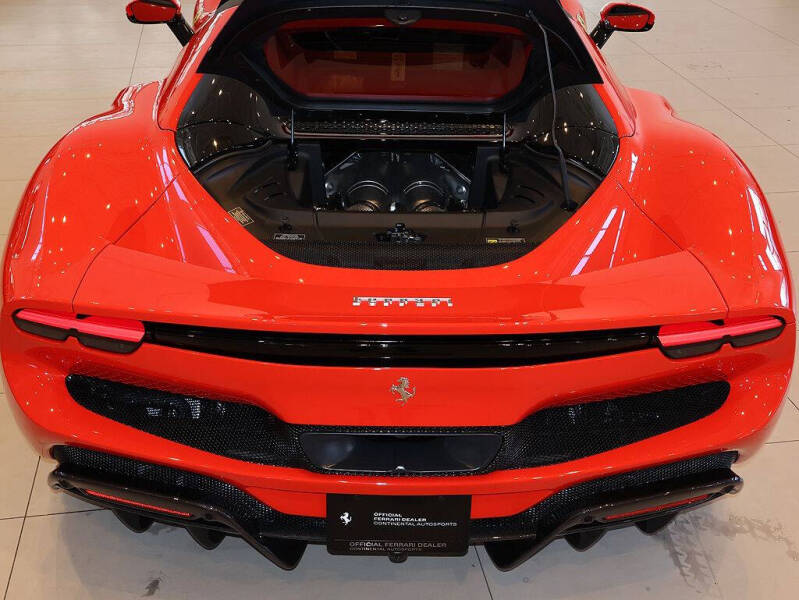 2023 Ferrari 296 GTS