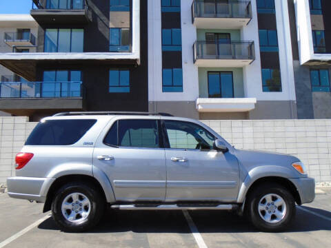 2005 Toyota Sequoia SR5