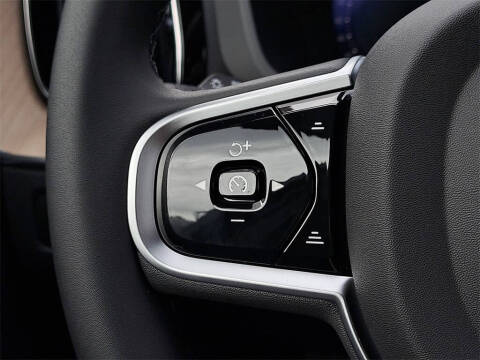 2026 Volvo XC60 T8 Plus