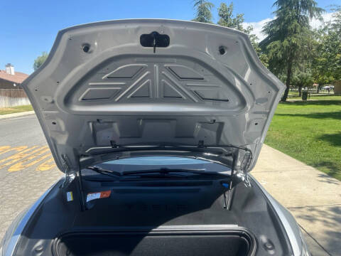 2017 Tesla Model S