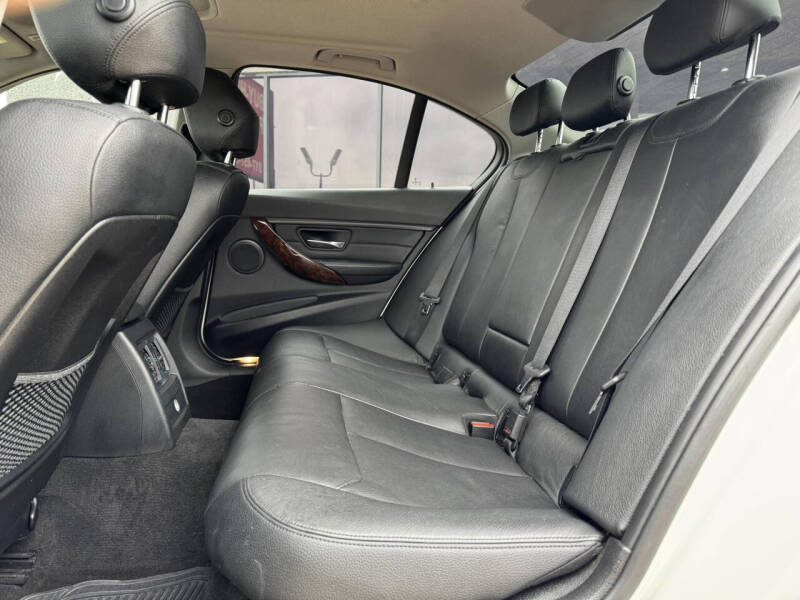 2014 BMW 3 Series 328i