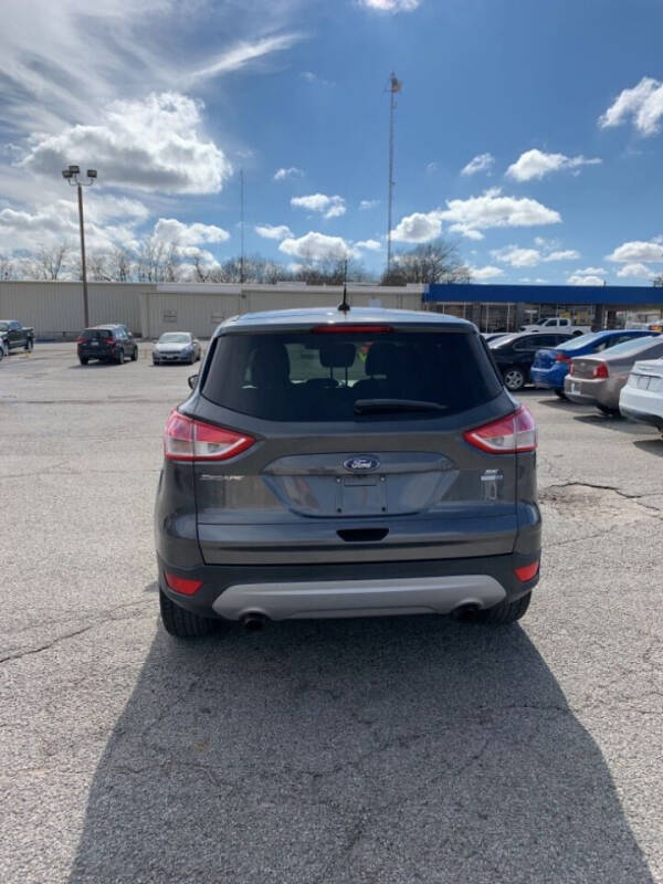 2016 Ford Escape SE