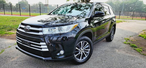 2019 Toyota Highlander for sale at Car Leaders NJ, LLC in Hasbrouck Heights NJ