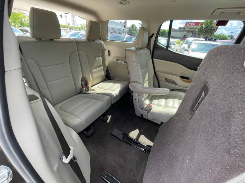 2019 GMC Acadia Denali