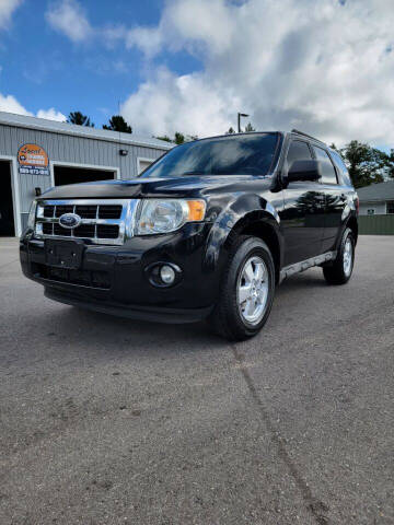 2009 Ford Escape for sale at Hilltop Auto in Clare MI
