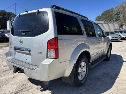 2007 Nissan Pathfinder SE