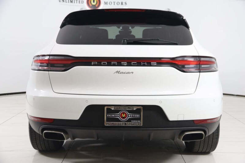 2021 Porsche Macan