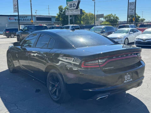 2017 Dodge Charger SXT
