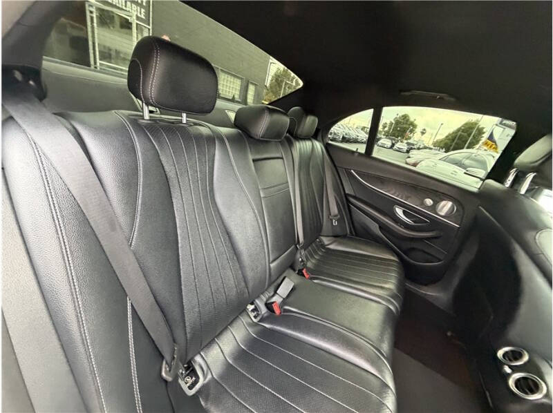 2019 Mercedes-Benz E-Class E 300